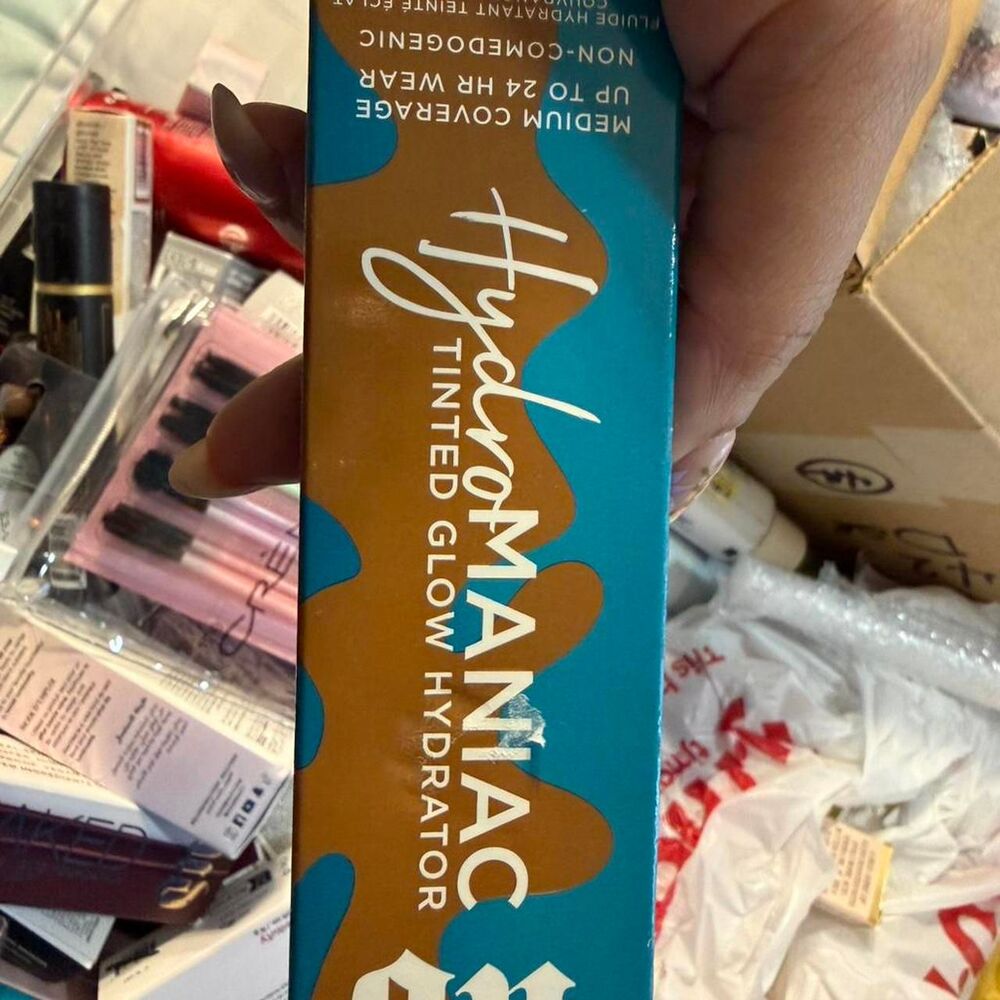 Urban Decay Tinted Gow Hydrator